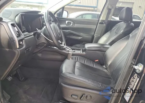 2022 Kia Sorento S z USA, uszkodzony, nr VIN 5XYRL4LC3NG085297